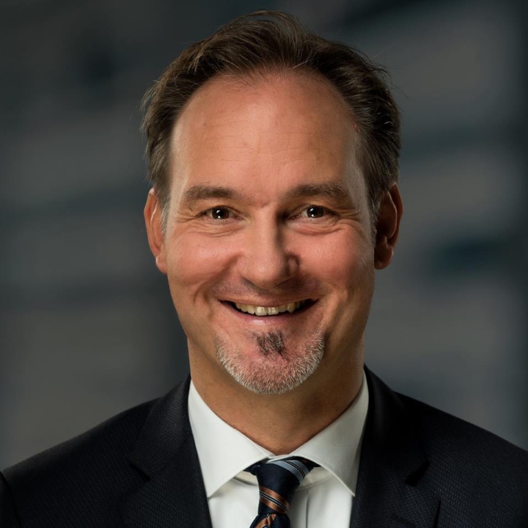 Dr Niels Weller hervorragender Oberb 252 rgermeisterkandidat SPD Ortsverein Wilhelmshaven West